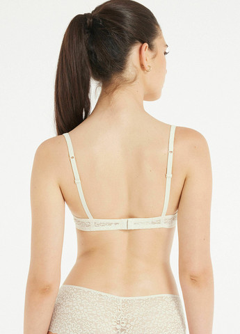 Молочный корбей бюстгалтер Fashion Forms с косточками полиамид