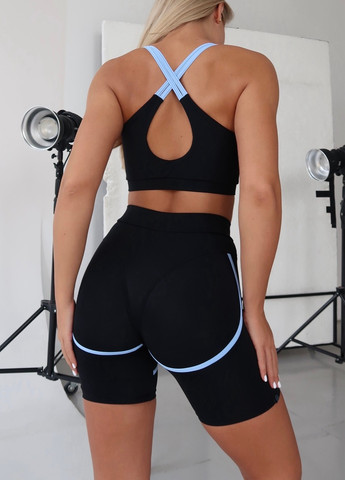 Чорний демісезонний комплект (топ, шорти) Asalart