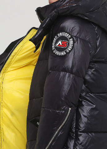 Черная зимняя куртка VINASIER