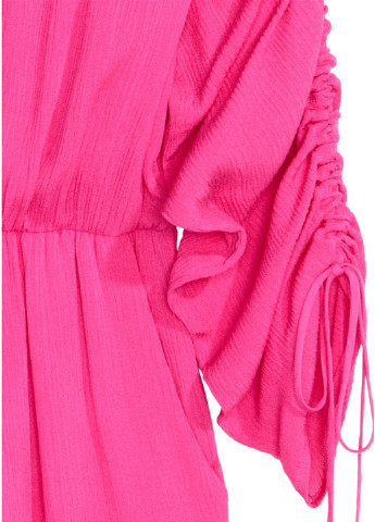 Комбинезон H&M комбинезон-шорты однотонный розовый кэжуал вискоза