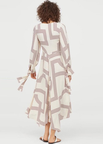 Молочное кэжуал платье H&M с геометрическим узором