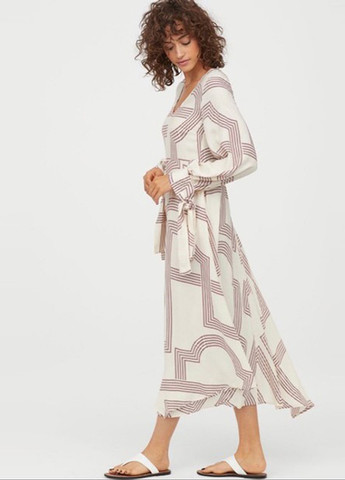 Молочное кэжуал платье H&M с геометрическим узором