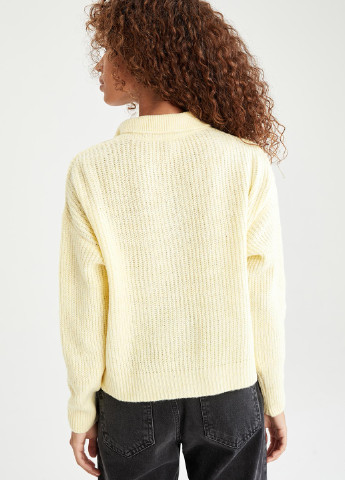 Желтый демисезонный свитер DeFacto