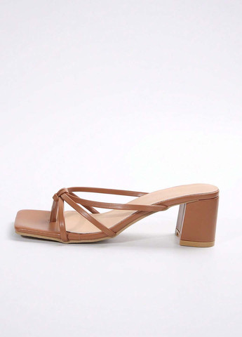 Коричневые босоножки SHEIN