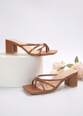 Коричневые босоножки SHEIN