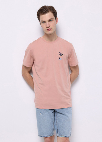 Лососевая футболка Colin's