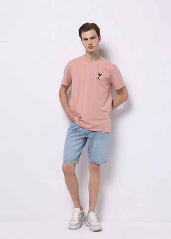 Лососевая футболка Colin's