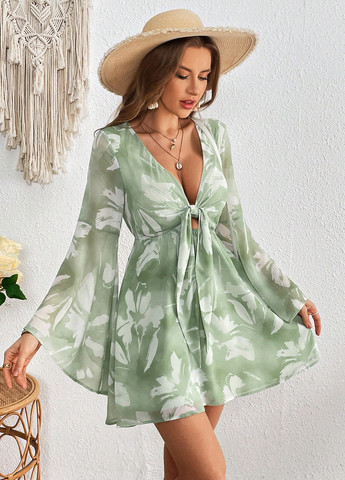 Светло-зеленое кэжуал платье клеш SHEIN с абстрактным узором