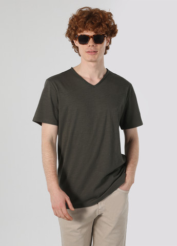 Хакі (оливкова) футболка Colin's