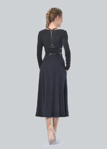 Черное кэжуал платье колокол Lila Kass однотонное