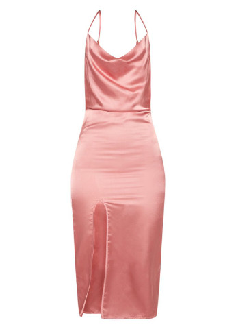 Розовое кэжуал платье PrettyLittleThing