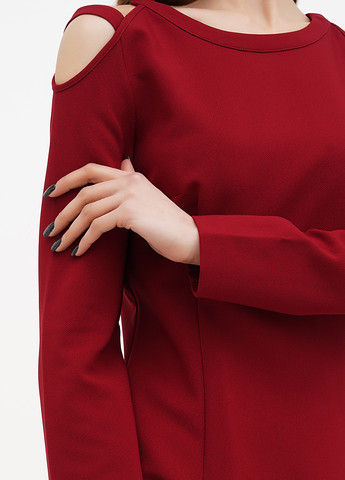 Бордовое кэжуал платье с открытыми плечами Sassofono однотонное