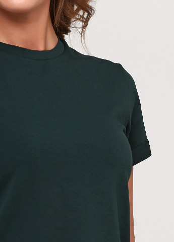 Темно-зеленая летняя футболка женская 19ж441-24 лиловый с коротким рукавом Malta