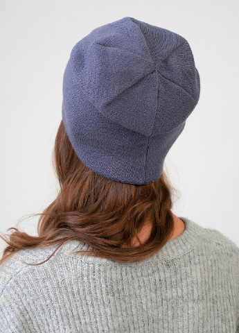 Зимняя классическая теплая шерстяная женская шапка на флисовой подкладке 550498 DeMari 45 ДеМари бини однотонная синяя кэжуал шерсть