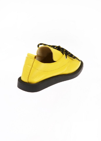 Туфлі Kluchini однотонні жовті кежуали