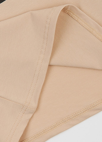 Бежева літня футболка Flamingo