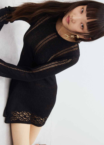 Черное кэжуал платье а-силуэт H&M однотонное