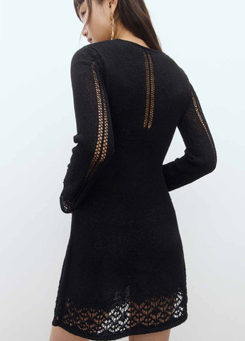 Черное кэжуал платье а-силуэт H&M однотонное