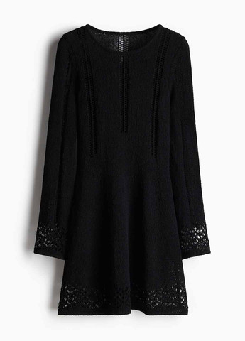 Черное кэжуал платье а-силуэт H&M однотонное