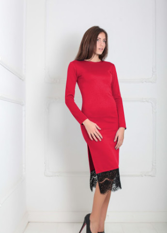 Червона кежуал елегантне приталене плаття з вирізом на нозі і мереживною кромкою на спідниці imilar червоний Podium однотонна
