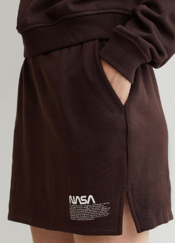 Темно-коричневая с рисунком юбка H&M