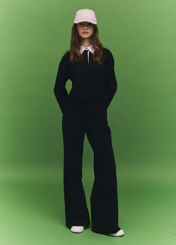 Черная женская футболка-джемпер поло с длинными рукавами и рубашечным воротником KASTA design однотонная