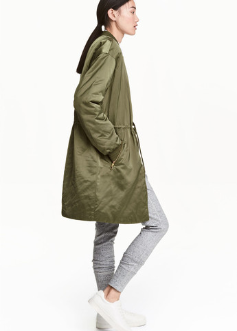 Оливкова (хакі) демісезонна куртка удлинена H&M