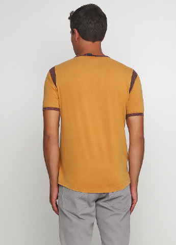 Оранжевая футболка Denim