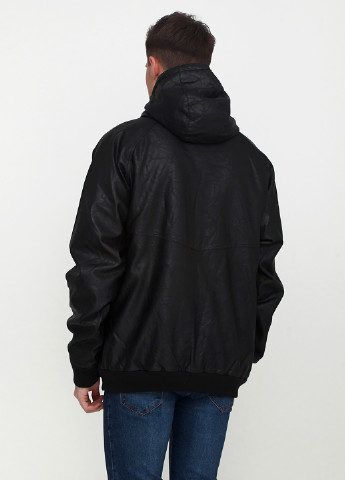 Черная демисезонная куртка Volcom