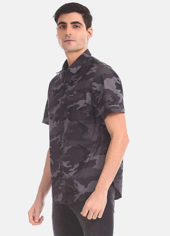 Серая кэжуал рубашка камуфляжная Calvin Klein