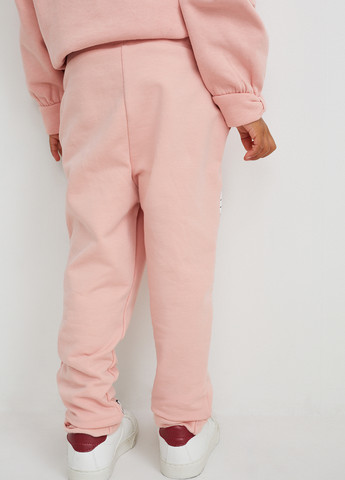 Светло-розовые кэжуал демисезонные зауженные брюки C&A