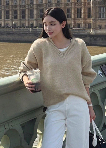 Бежевий демісезонний пуловер пуловер SHEIN