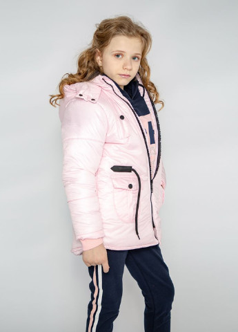 Светло-розовая зимняя куртка Montini