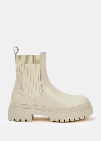 Осенние ботильоны челси SHEIN на тракторной подошве
