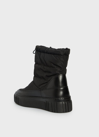 Черные дутики Gant с логотипом