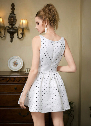 Чорно-білий святковий, коктейльна сукня кльош SHEIN в горошок