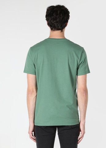 Зеленая футболка Colin's