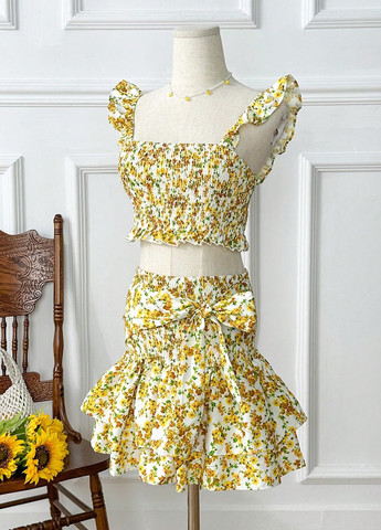 Молочный летний комплект (топ, юбка) SHEIN