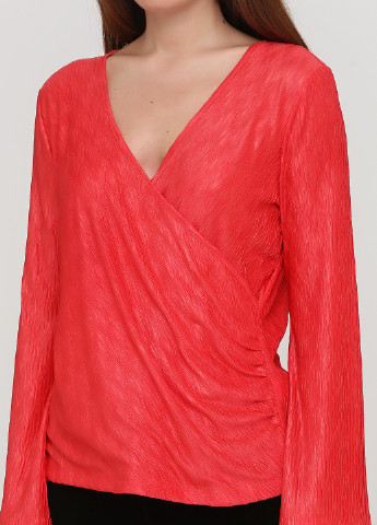 Красная демисезонная блуза на запах Heine