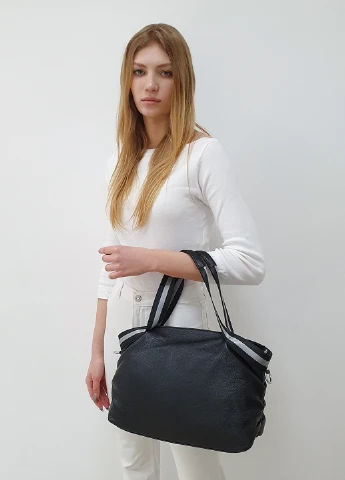 Стильна сумка шкіряна чорна велика уікендр повсякденна 6008 Fashion Сумка (226284965)