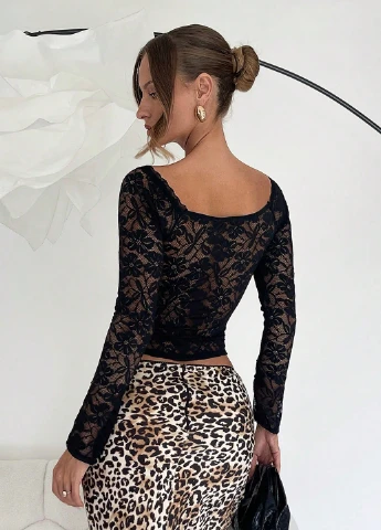 Чёрная блуза SHEIN