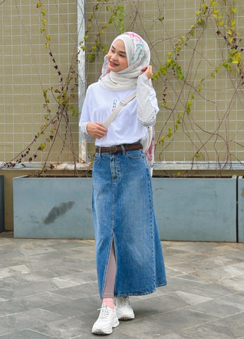 Синяя джинсовая варенка юбка Uniqlo