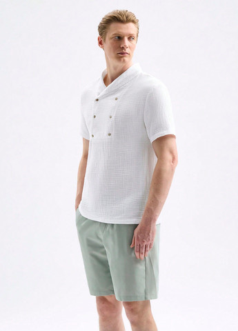 Комбинированный летний костюм (футболка, шорты) SHEIN