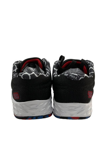 Чорні осінні кросівки New Balance