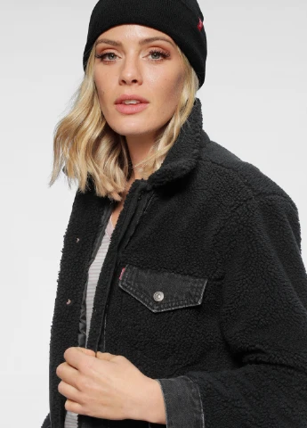 Черная демисезонная куртка Levi's