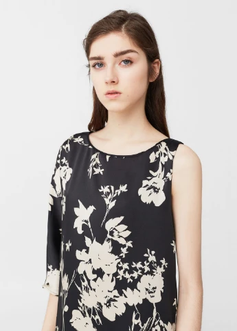 Черное кэжуал платье Mango
