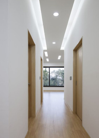 Точковий світильник LED HDL-M52 3W NW Brille (253893053)