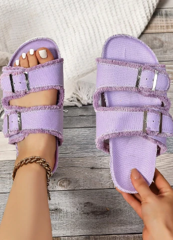 Лиловые шлепанцы SHEIN с бахромой