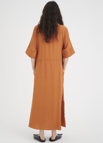 Оранжевое платье In Wear