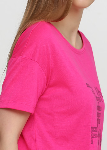 Розовая летняя футболка Crane